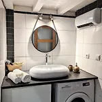 L'escale Secrete - Emplacement Premium Apartament *