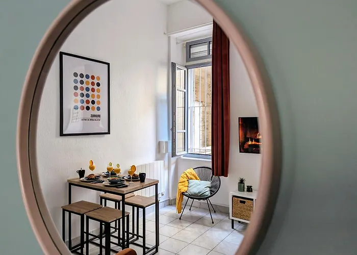 L'escale Secrete - Emplacement Premium * Nîmes